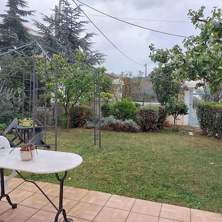 Dora'S Home With Garden Volos Esterno foto