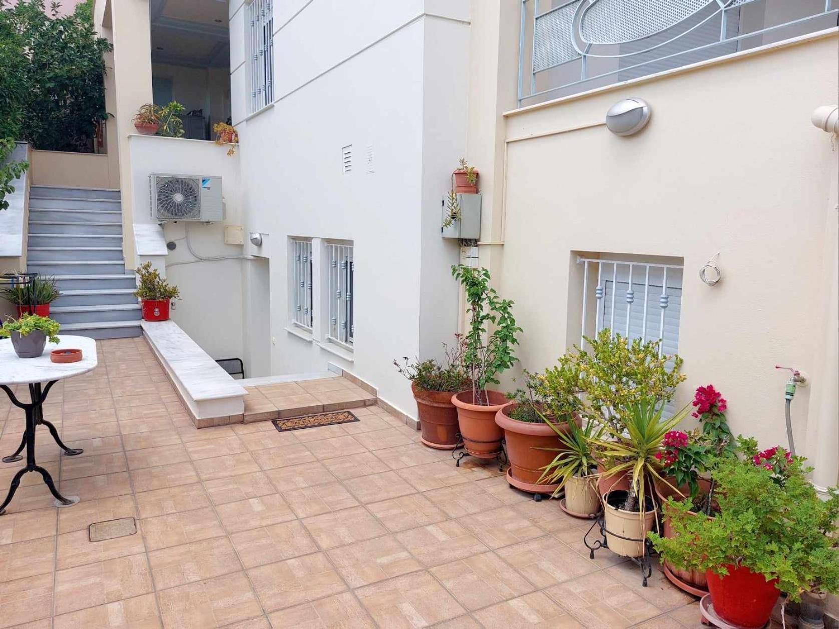 Dora'S Home With Garden Volos Esterno foto